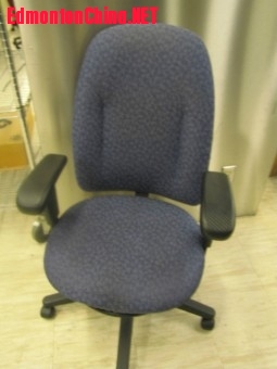 chair2.jpg