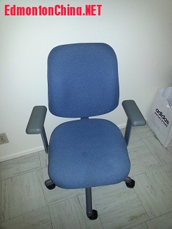 chair.jpg