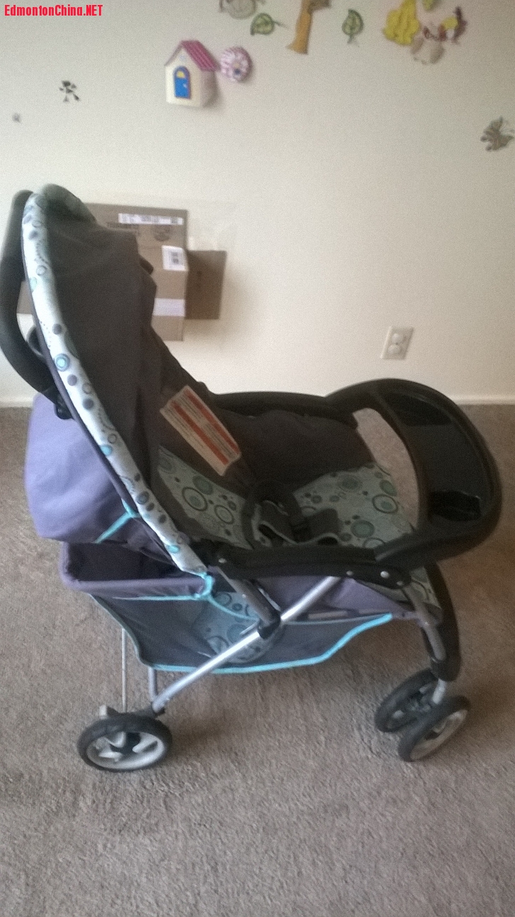 stroller1.jpg