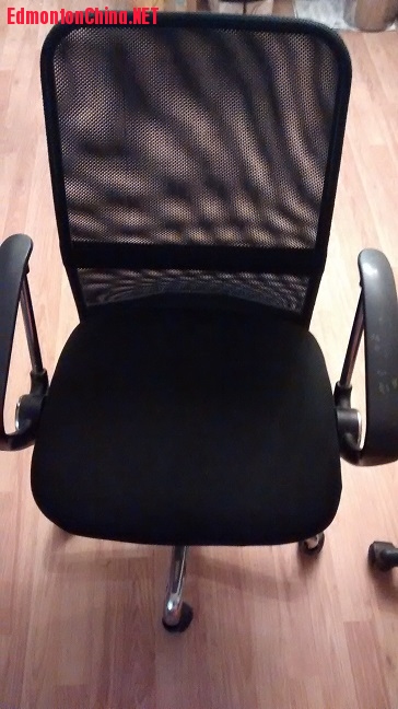 chair-1.jpg