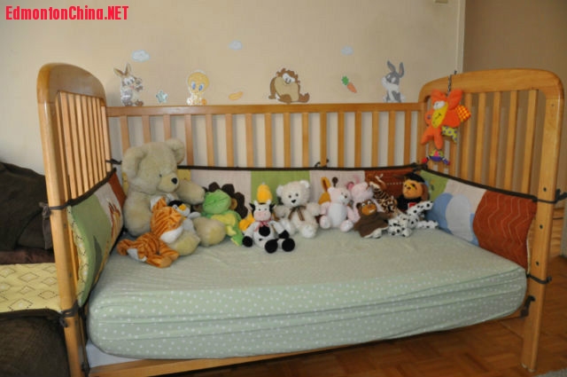 Crib -1.JPG