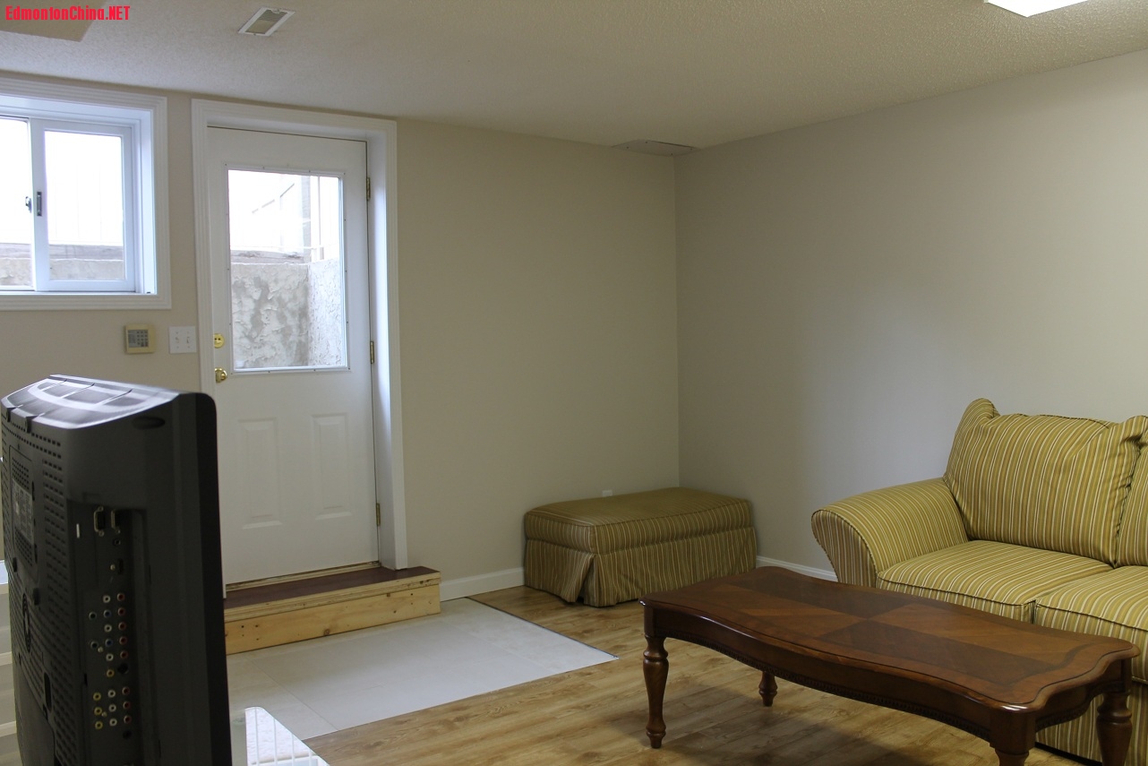living room 2.jpg