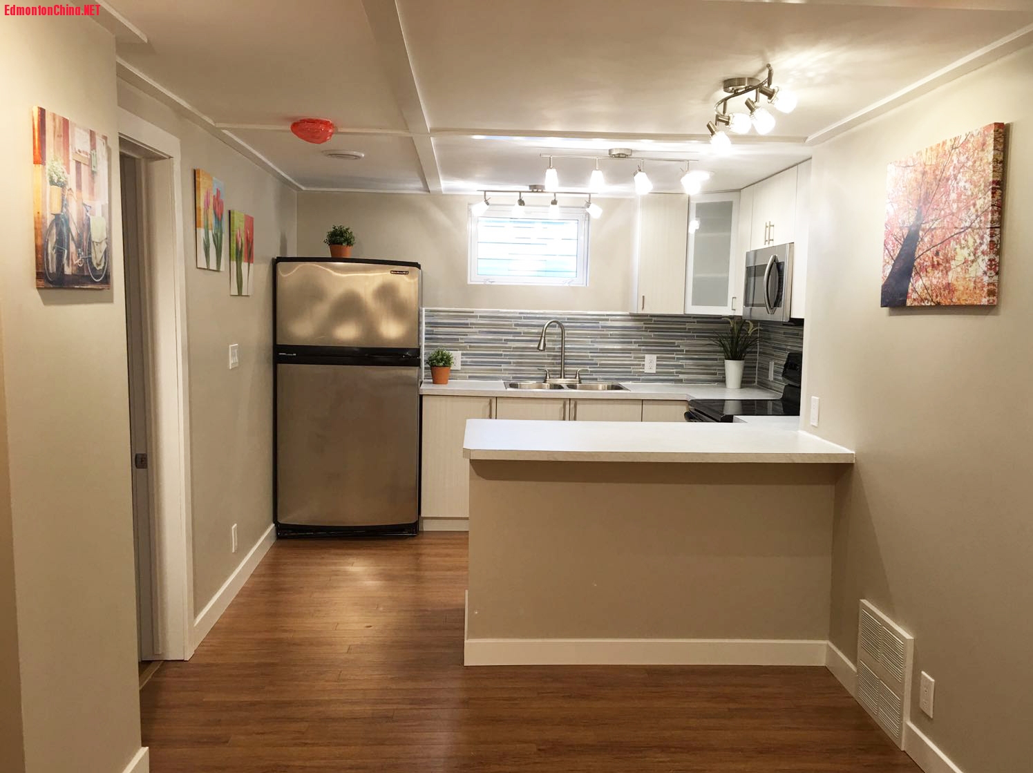 kitchen2.jpg