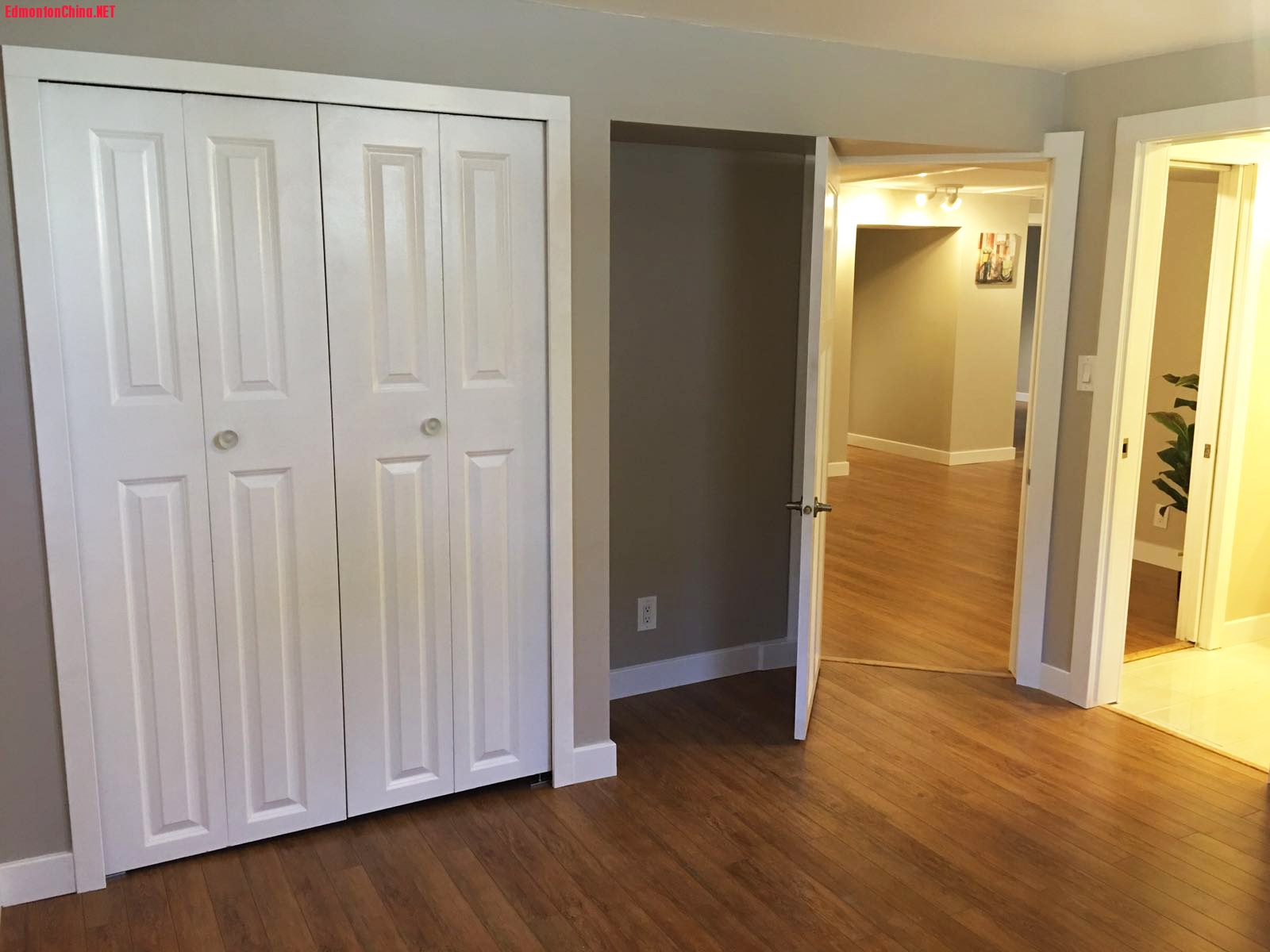 bedroom1-1.jpg