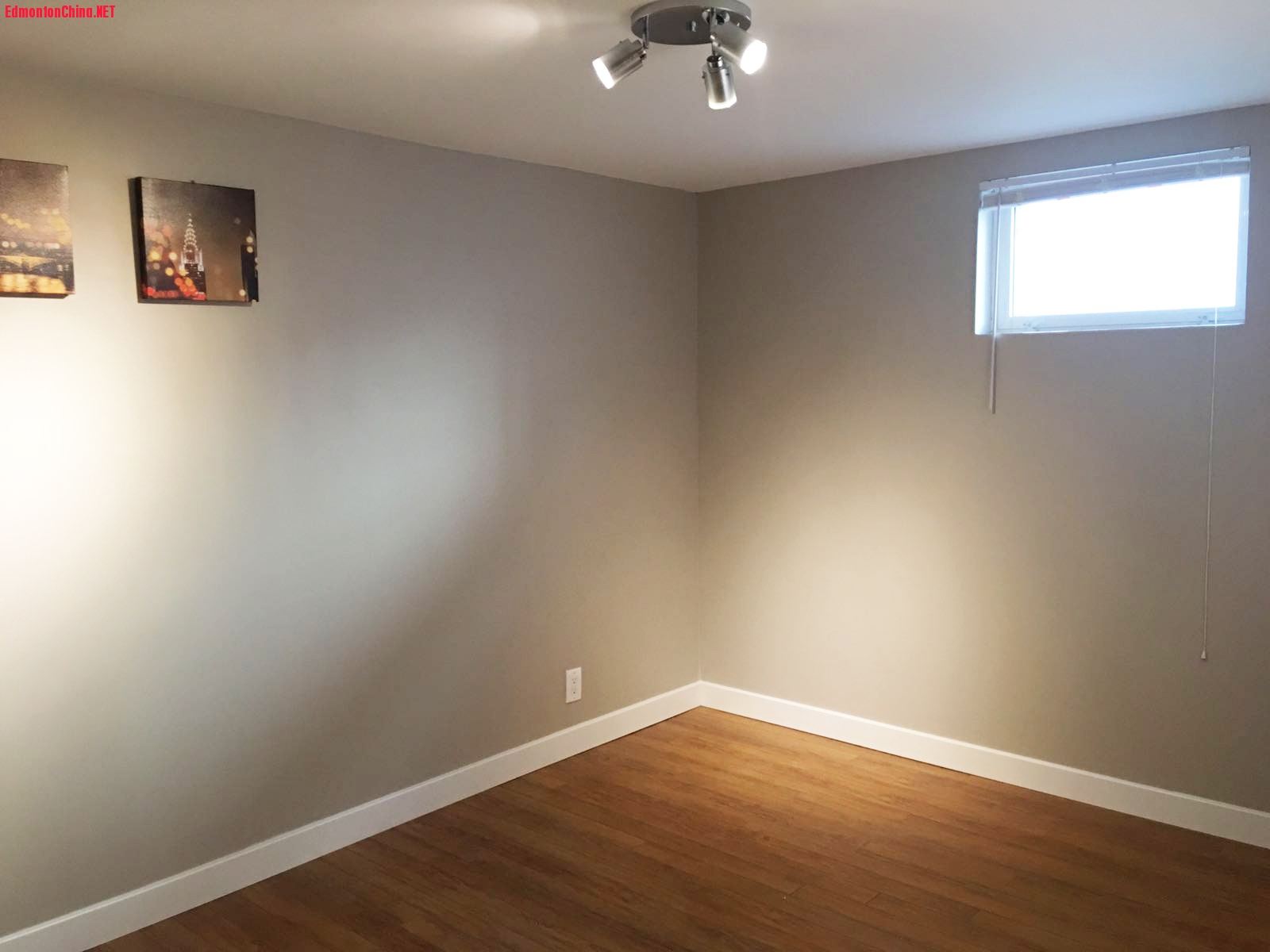 bedroom2.jpg