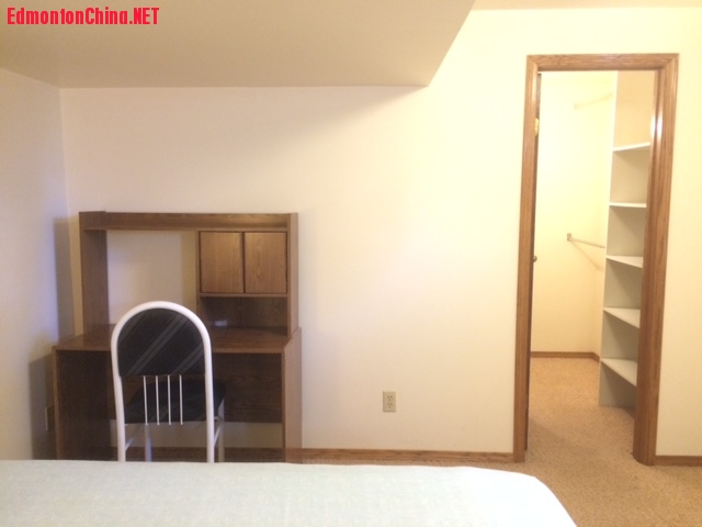 walk-in-closet