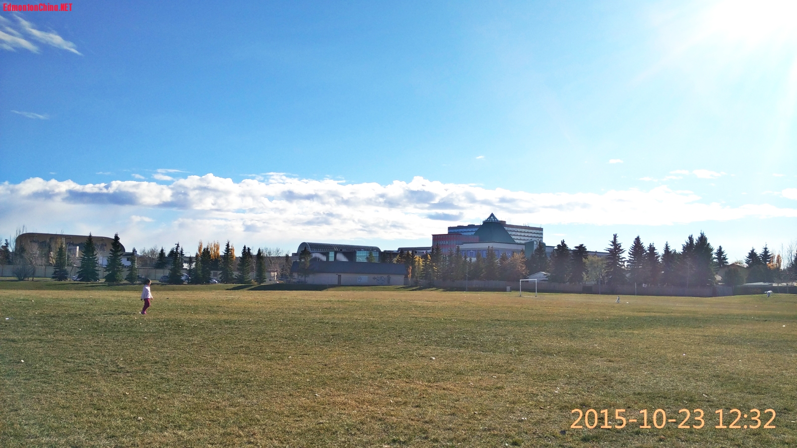 9. playground_meitu_3.jpg