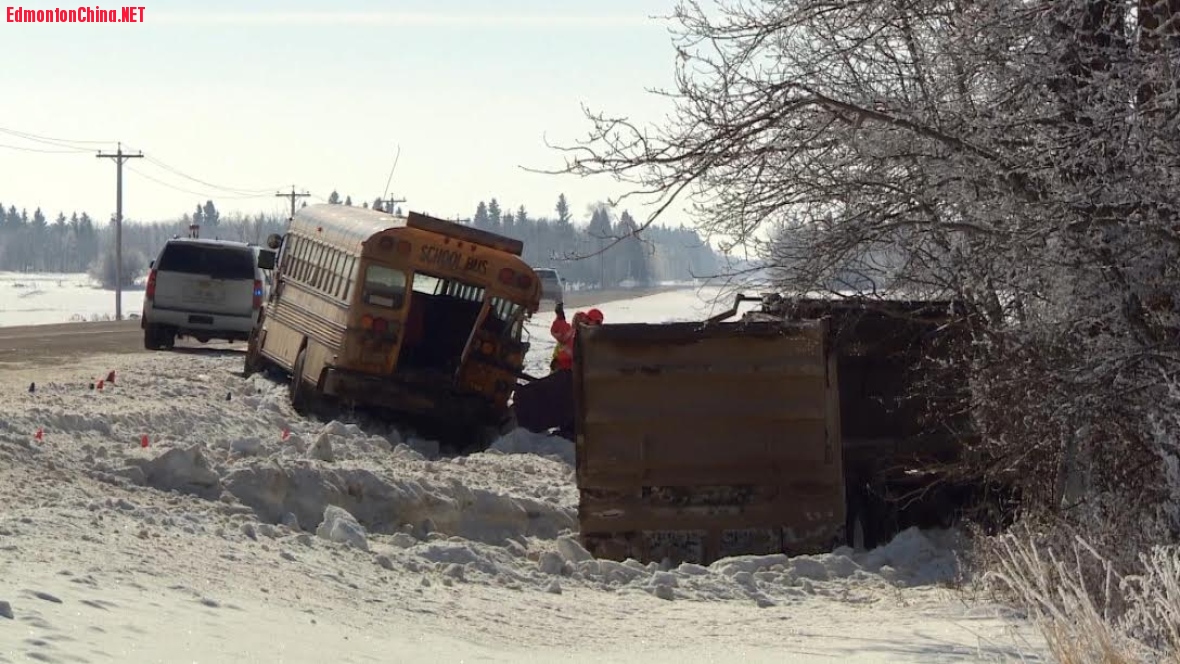 school-bus-accident-redwater.jpg
