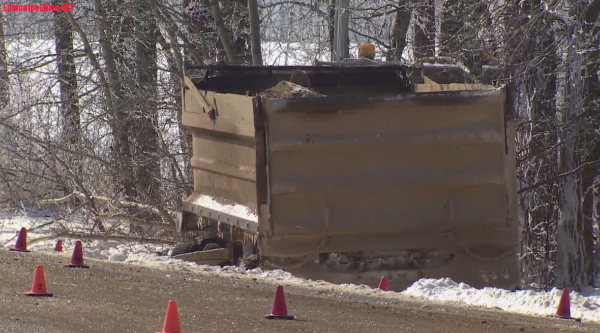 school-bus-crash.jpg