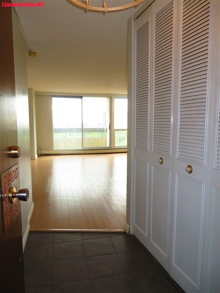 e4122270-17-l.jpg